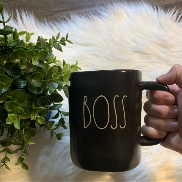 rae dunn boss mug